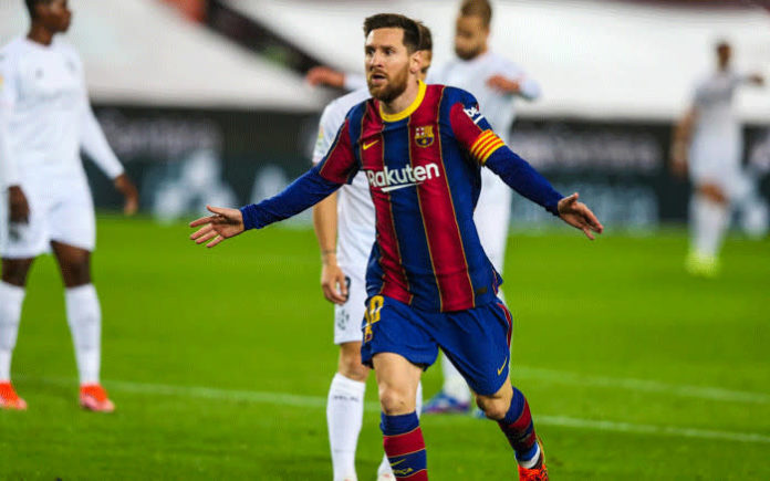 Lionel Messi brace helps FC Barcelona to keep La Liga hopes alive