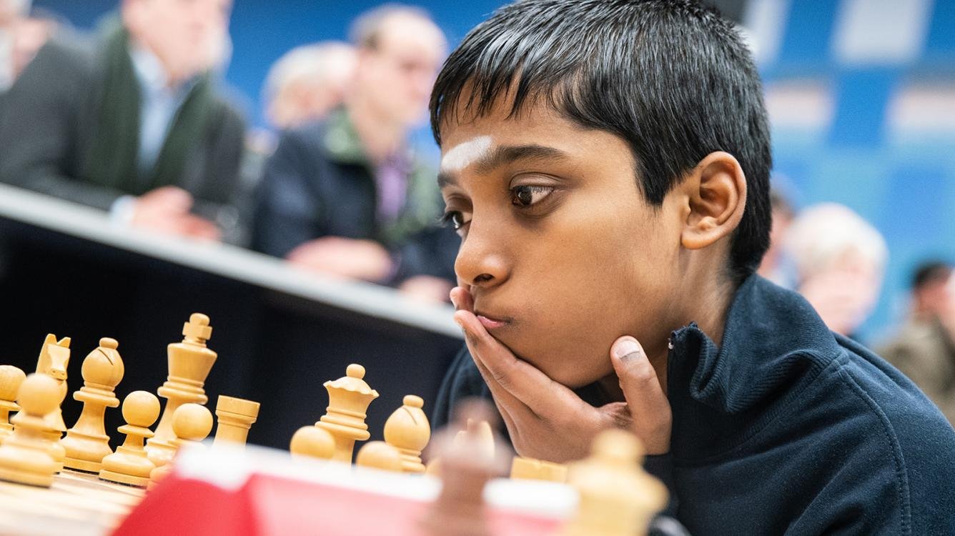 From Chennai lanes to Candidates: Teen chess wizard Praggnanandhaa falters  at Magnus Carlsen hurdle - The South First